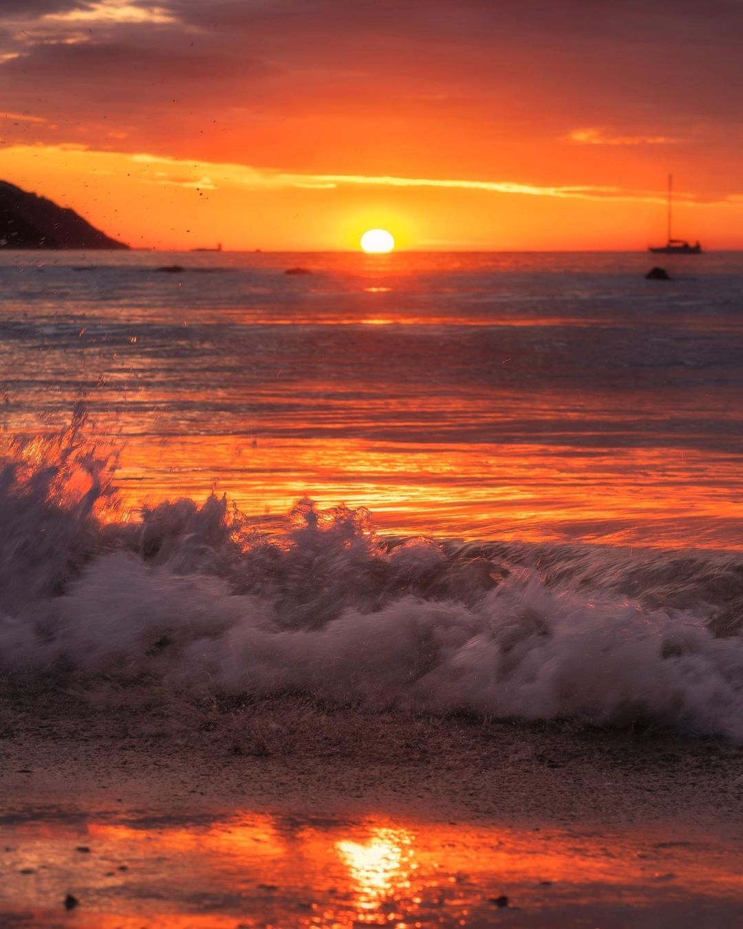 I 4 posti più belli dove ammirare il sole che tramonta sul mare a Pesaro.